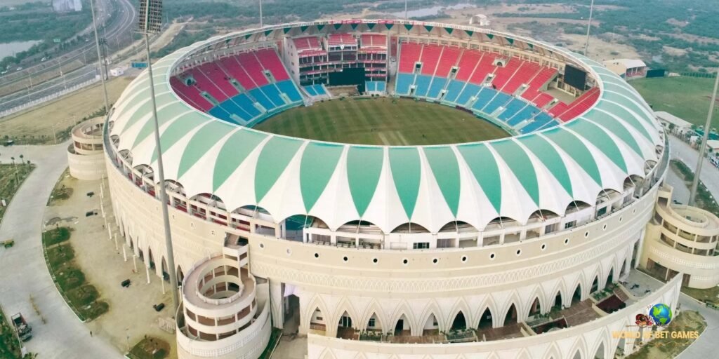 LSG vs DC Pitch Report 2026 | Ekana Stadium Analysis